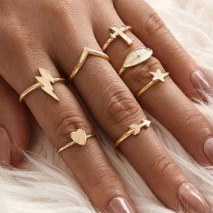 7 Piece “Lightning in a Bottle” Ring Set